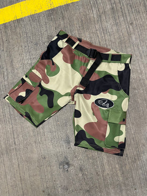 CAMO CARGO SHORTS